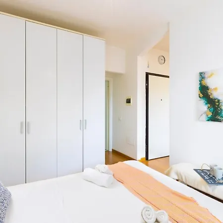Mediterranean Light Flat - Centro Citta & Spiagge Olbia